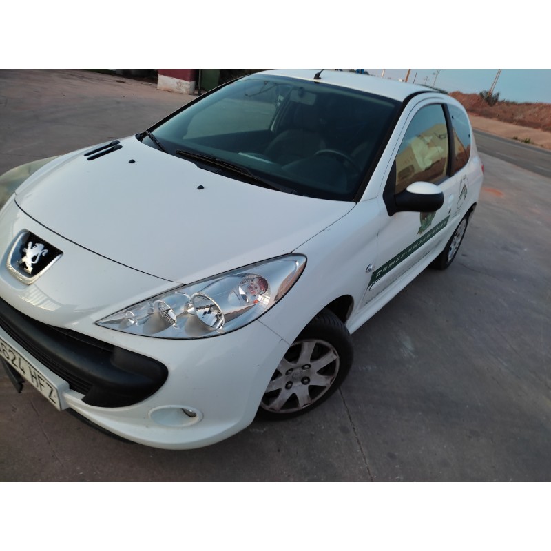 PEUGEOT 206+