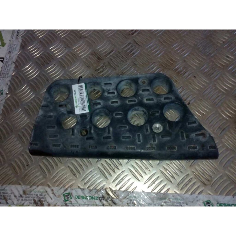 Recambio de huella peldaño para nissan cabstar e cabina simple cabina individual referencia OEM IAM   