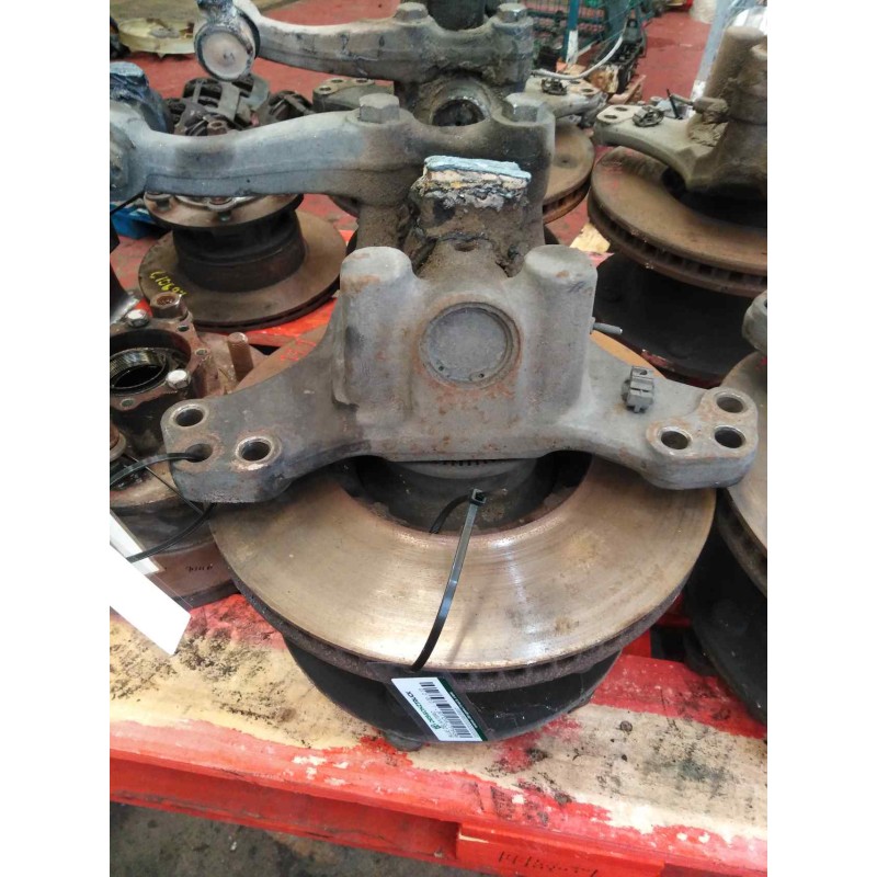 Recambio de mangueta delantera derecha para renault midlum referencia OEM IAM   