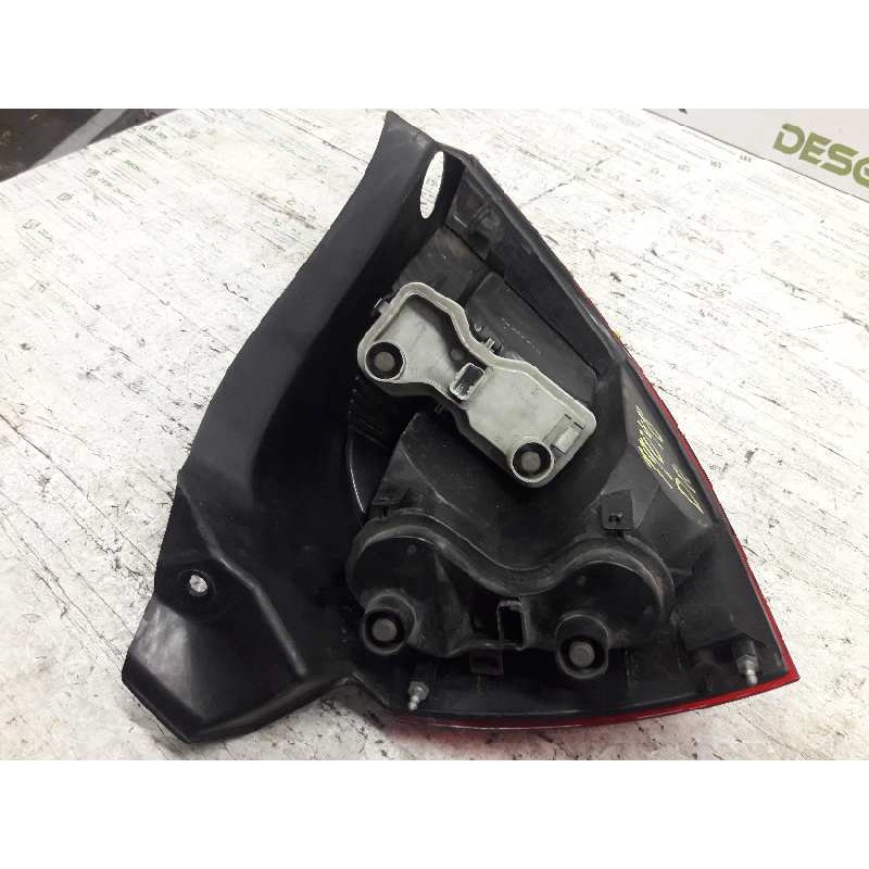 Recambio de piloto trasero derecho para renault megane ii classic berlina confort authentique referencia OEM IAM - Rojo 4