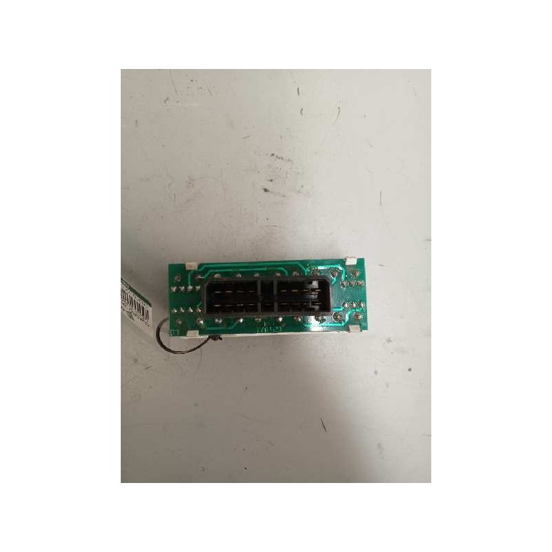 Recambio de cuadro instrumentos para iveco eurocargo fki  (typ 100 e 18) tráfico urbano referencia OEM IAM 98474385 2