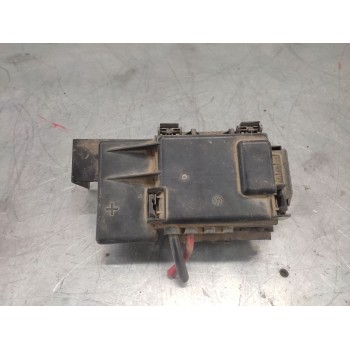 CAJA RELES / FUSIBLES 6X0937550B BATERIA