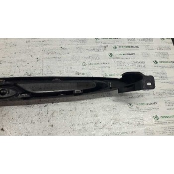 Recambio de rejilla delantera central para ford escort berl./turnier atlanta berlina referencia OEM IAM   