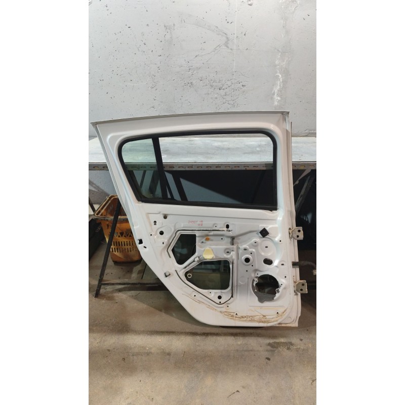 Recambio de puerta trasera izquierda para dacia sandero ii (b8_) 1.2 referencia OEM IAM - Blanco 2