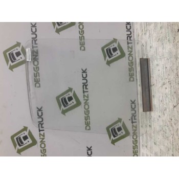 Recambio de luna delantera izquierda para volkswagen lt caja cerrada / combi (mod. 1997) referencia OEM IAM   