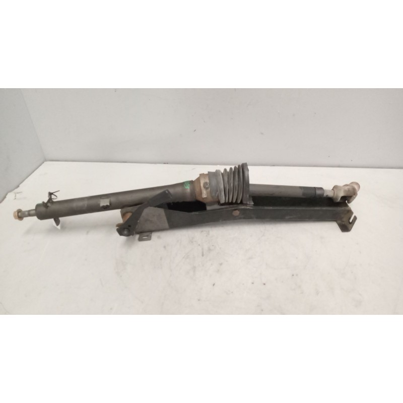 Recambio de columna direccion para nissan cabstar 01.04  3.0 diesel referencia OEM IAM   