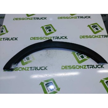 Recambio de moldura para nissan interstar (x70) combi - 6, l2h2, batalla media referencia OEM IAM 7701692571 PASO DE RUEDA GUARD