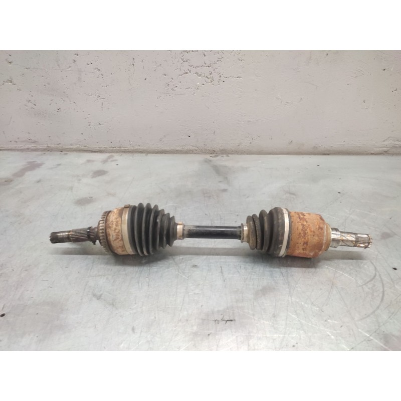 Recambio de transmision delantera izquierda para nissan almera tino (v10m) 2.2 16v turbodiesel cat referencia OEM IAM 4