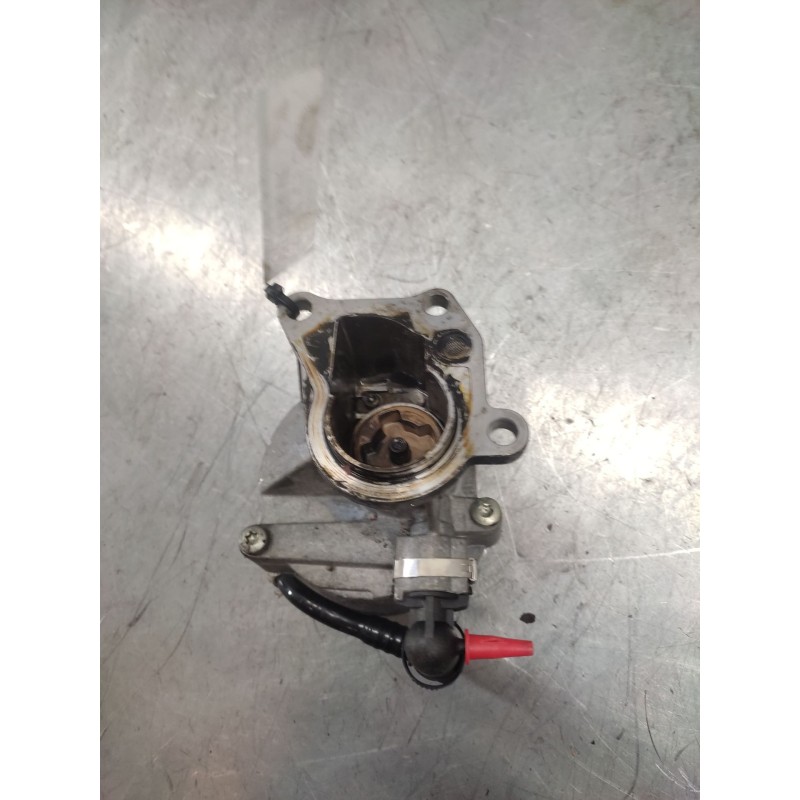 Recambio de depresor freno / bomba vacio para renault laguna ii grandtour (kg0) dynamique referencia OEM IAM - Negro 2