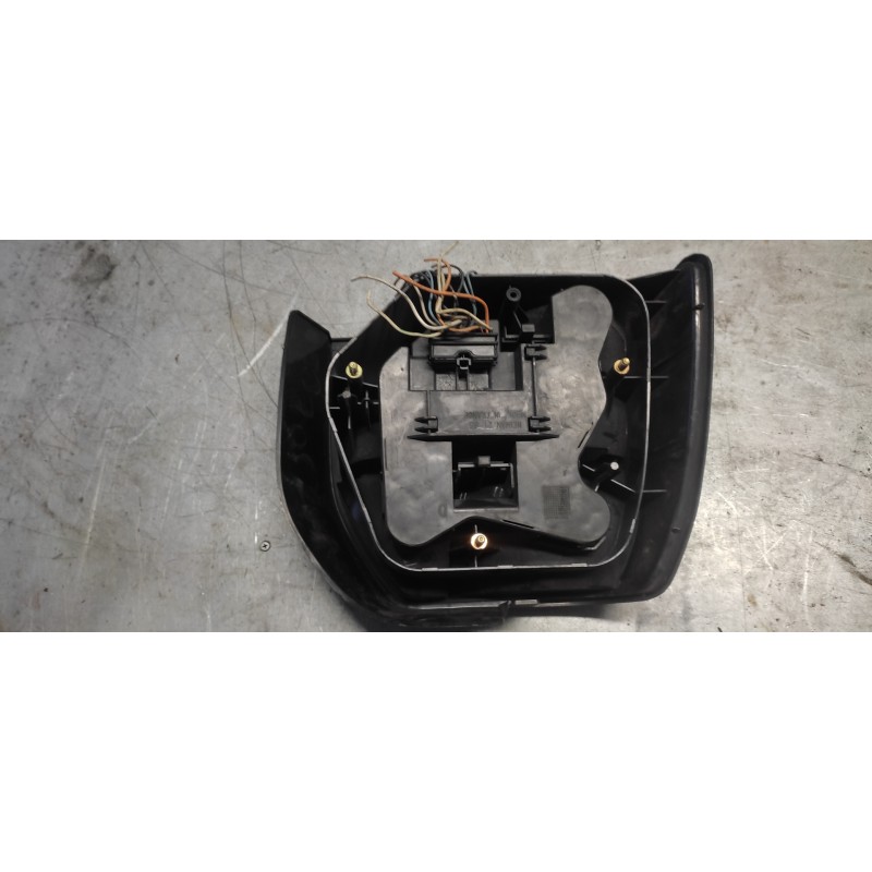 Recambio de piloto trasero derecho para renault 19 hatchback (b/c53) tde limited referencia OEM IAM 2