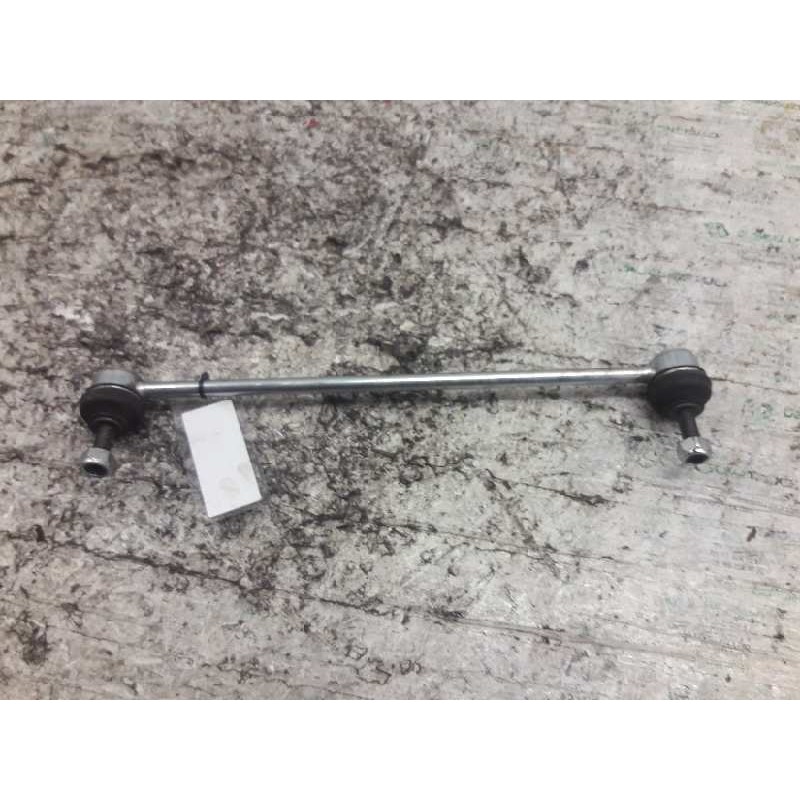 Recambio de bieleta barra estabilizadora delantera para peugeot 206 berlina xr referencia OEM IAM 2