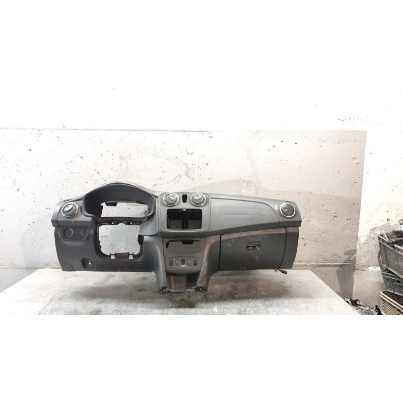 Recambio de salpicadero para dacia sandero ii (b8_) 1.2 referencia OEM IAM   