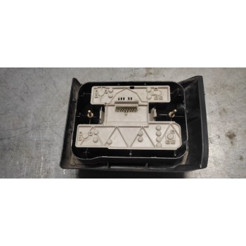 Recambio de piloto trasero derecho para renault 19 hatchback (b/c53) gtd referencia OEM IAM   