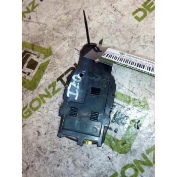 Recambio de maneta interior delantera izquierda para nissan trucks atleon 110 referencia OEM IAM   