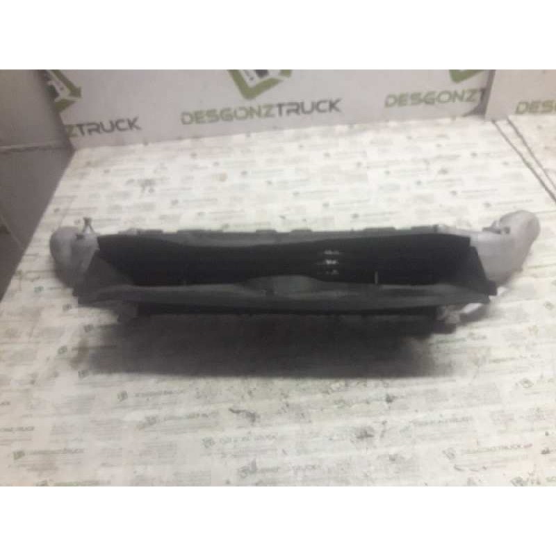 Recambio de intercooler para mercedes-benz clase clk (w208) coupe 230 compressor (208.347) referencia OEM IAM A2025001000  