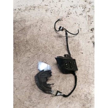 Recambio de mando volante para toyota corolla verso (r1) 2.2 d-4d luna referencia OEM IAM   