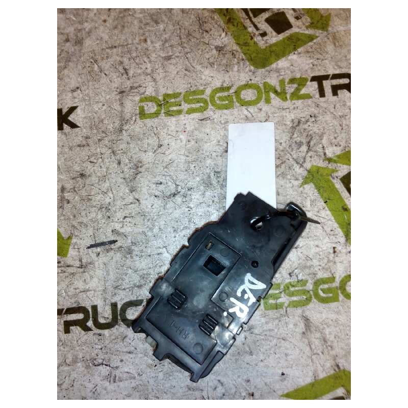 Recambio de maneta interior delantera derecha para nissan trucks atleon 110 referencia OEM IAM - Blanco 2