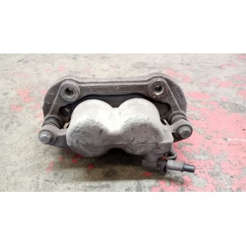 Recambio de pinza freno delantera derecha para nissan cabstar 01.04  3.0 diesel referencia OEM IAM 204085  BOSCH