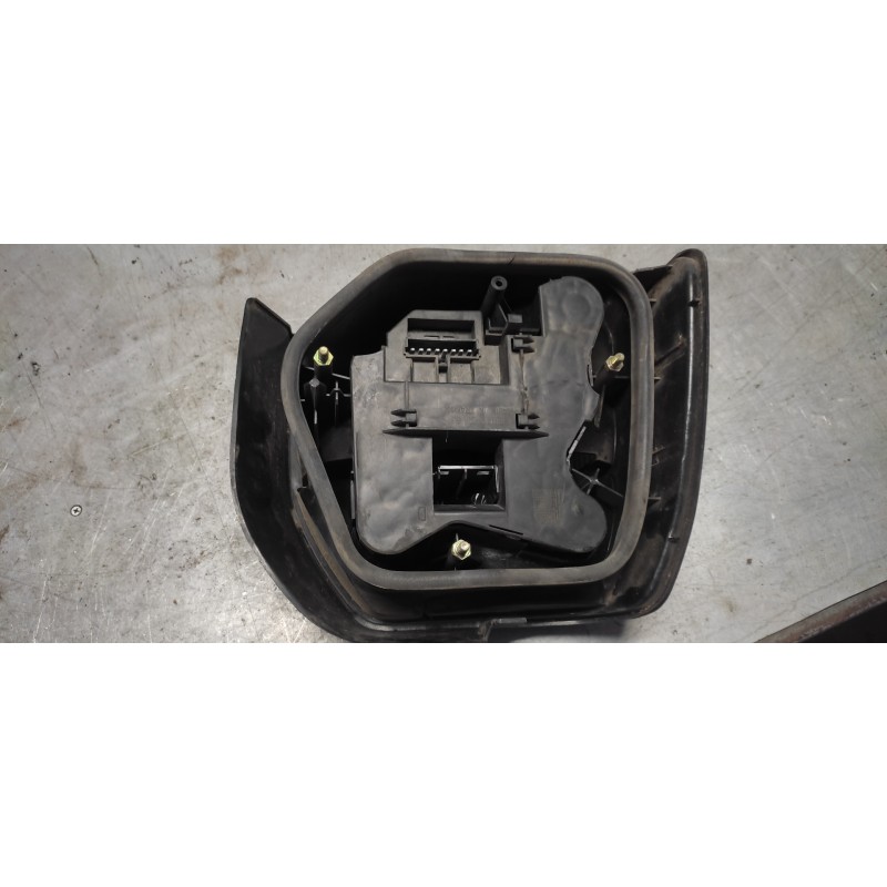 Recambio de piloto trasero derecho para renault 19 hatchback (b/c53) gtd referencia OEM IAM 2