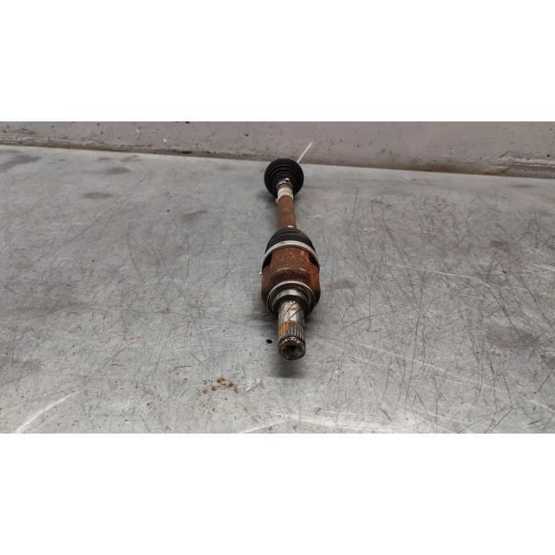 Recambio de transmision delantera izquierda para dacia sandero ii (b8_) 1.2 referencia OEM IAM 391013297R - Blanco 2