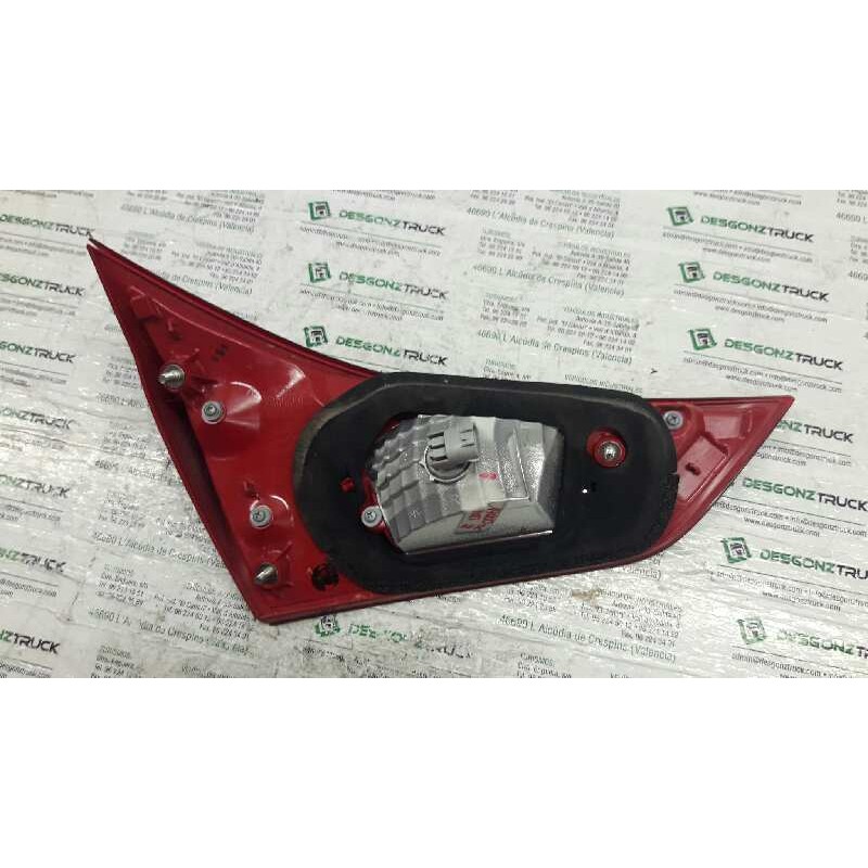 Recambio de piloto trasero derecho para toyota auris live referencia OEM IAM  PORTON - Blanco 4