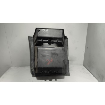 Recambio de peldaño izquierdo para renault serie t 12.8 diesel referencia OEM IAM 82574835  
