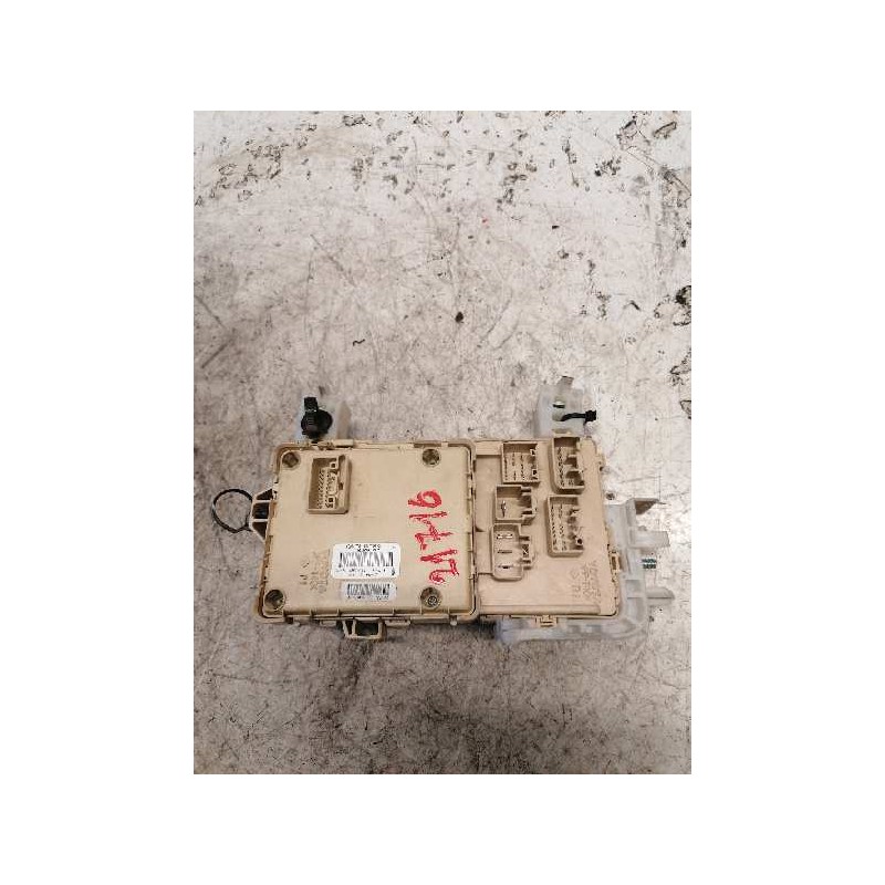Recambio de caja reles / fusibles para toyota corolla verso (r1) 2.2 d-4d luna referencia OEM IAM 892210F010 - Gris 2