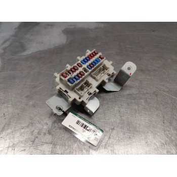 CAJA RELES / FUSIBLES AM60A 