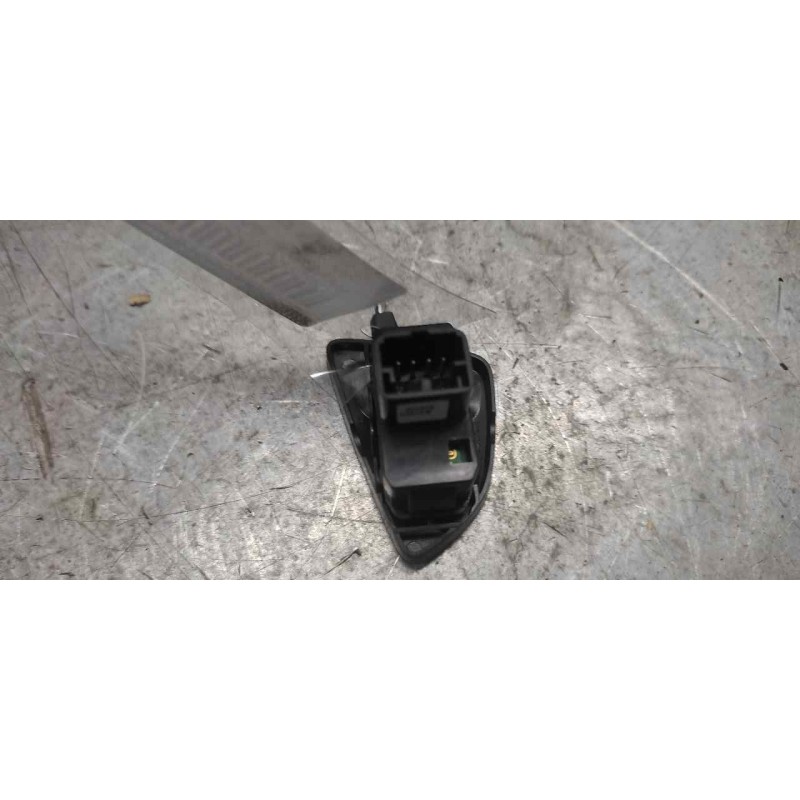 Recambio de mando elevalunas delantero derecho para ford ka (ccu) titanium referencia OEM IAM E30583 4 PINS 2
