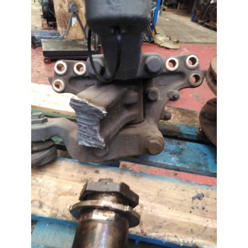 Recambio de mangueta delantera izquierda para volvo fh xxx 12.8 diesel referencia OEM IAM 1026767 20543284 