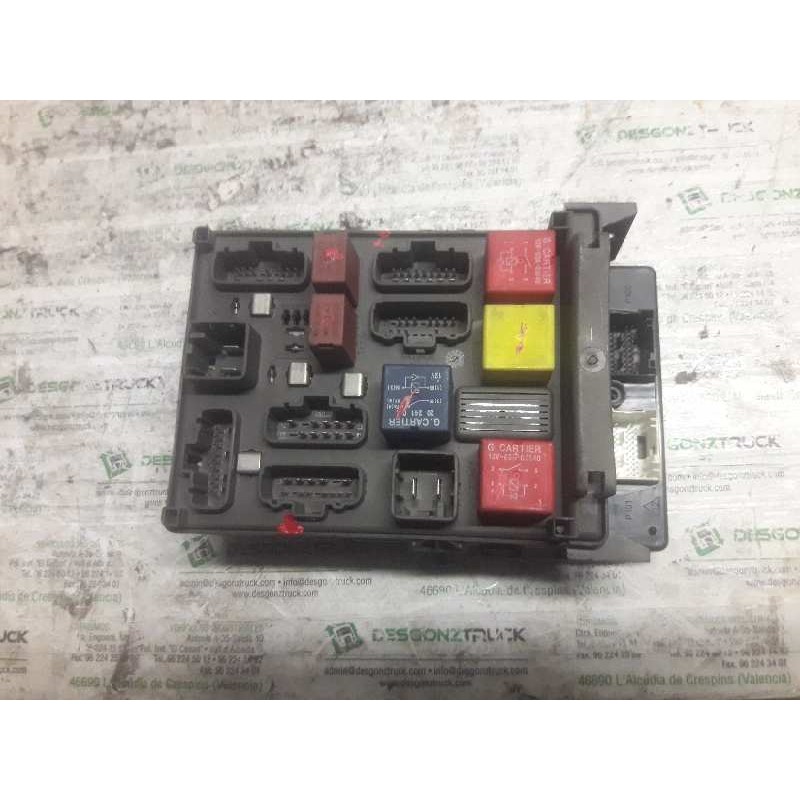 Recambio de caja reles / fusibles para renault laguna ii (bg0) authentique referencia OEM IAM 8200190269 8200192466 8200004201E 2