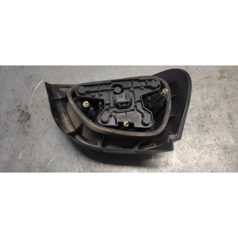 Recambio de piloto trasero derecho para renault megane i berlina hatchback (ba0) 1.9 dti alize referencia OEM IAM  ROSADO 2