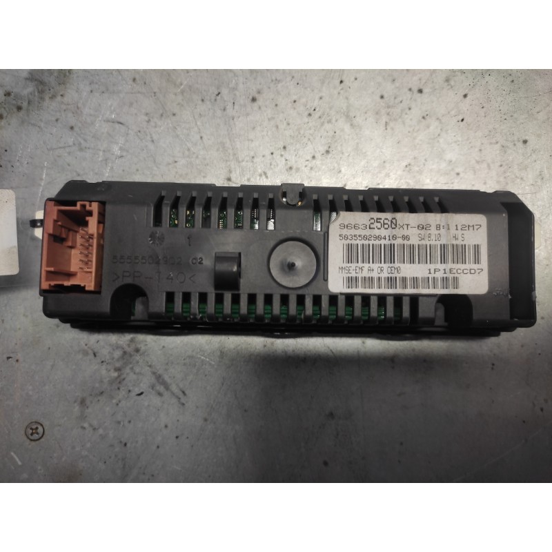Recambio de pantalla multifuncion para citroën c3 1.4 hdi 16v sx referencia OEM IAM 96632580XT - Gris 2