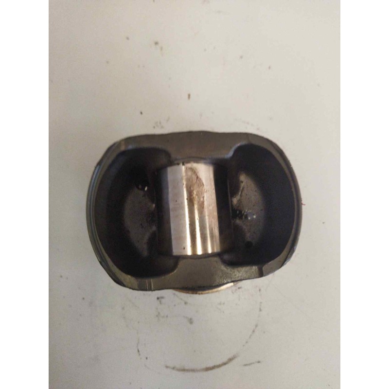 Recambio de piston para daf serie xf105.510 fsa 4x2 super-space-cab referencia OEM IAM 1747552 - Blanco 3