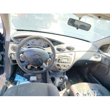 ford focus berlina (cak) del año 2004