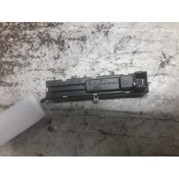 Recambio de pantalla multifuncion para peugeot 207 confort referencia OEM IAM 9665103980 6 PINS 