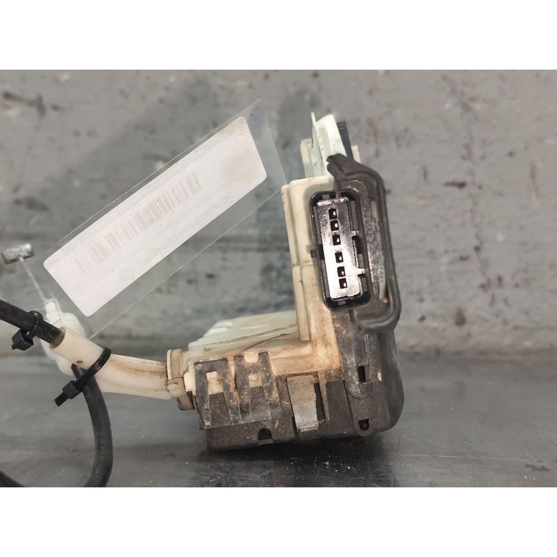 Recambio de cerradura puerta delantera derecha para peugeot 308 confort referencia OEM IAM - Negro 3