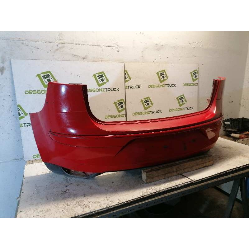 Recambio de paragolpes trasero para seat altea (5p1) arena referencia OEM IAM - Rojo 2