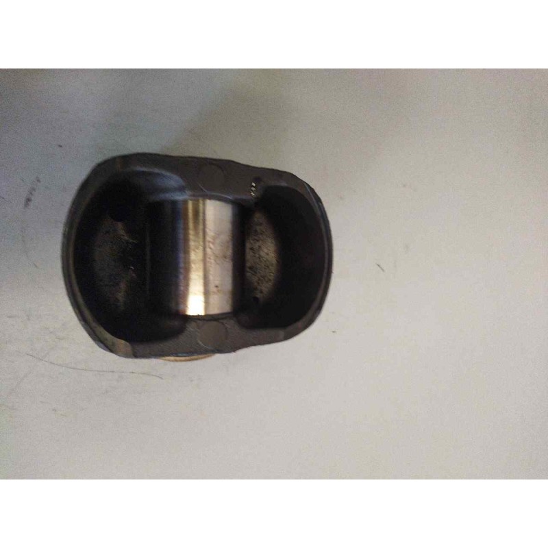 Recambio de piston para daf serie xf105.510 fsa 4x2 super-space-cab referencia OEM IAM 1747552 - Blanco 3