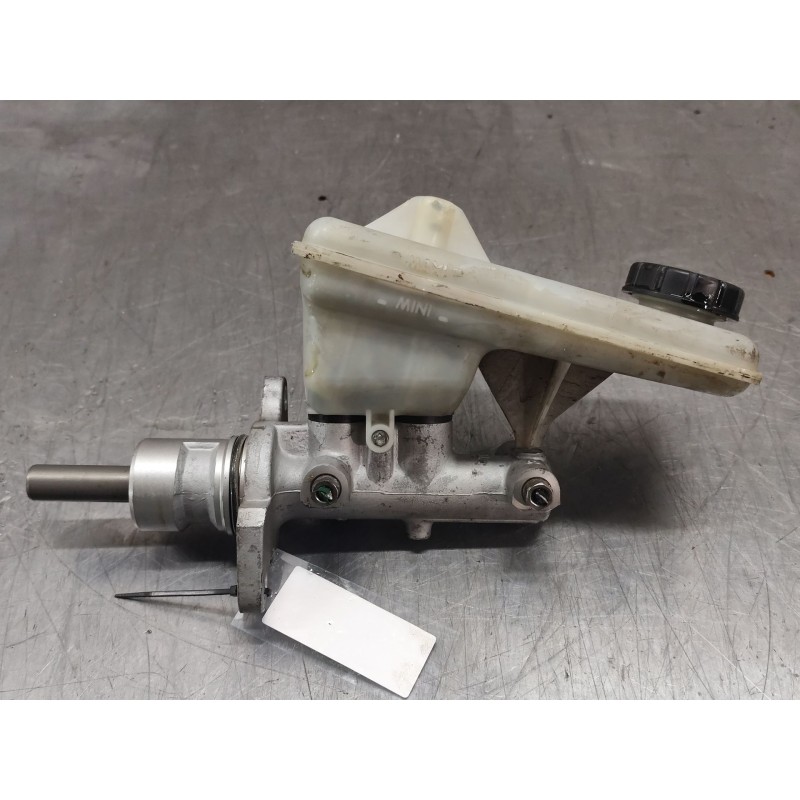 Recambio de bomba freno para renault trafic combi (ab 4.01) referencia OEM IAM   