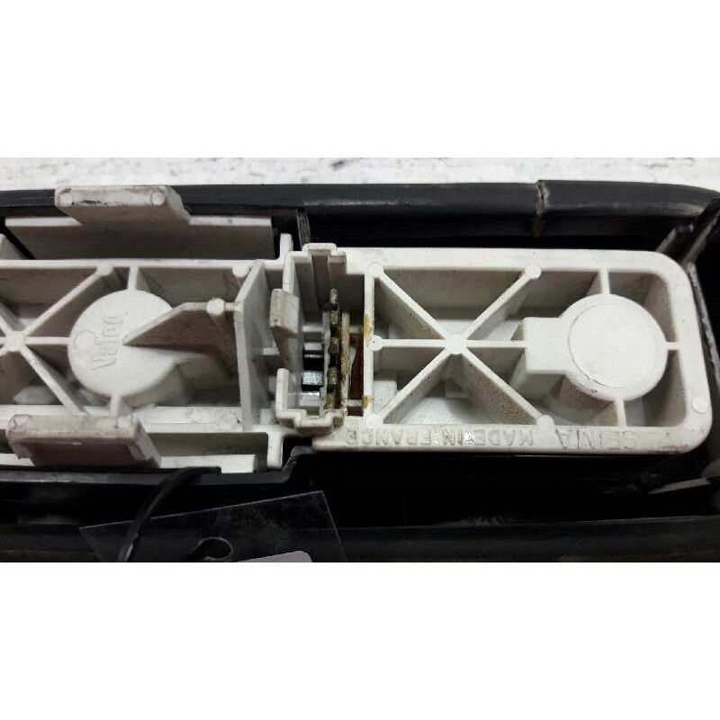 Recambio de piloto trasero derecho para renault rapid/express (f40) 1.9 d familiar (f40p) referencia OEM IAM - Blanco 3