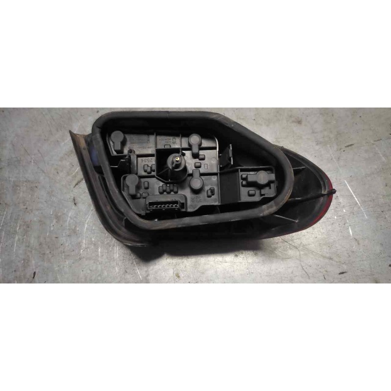 Recambio de piloto trasero derecho para citroën xsara berlina 2.0 hdi tonic (80kw) referencia OEM IAM 2