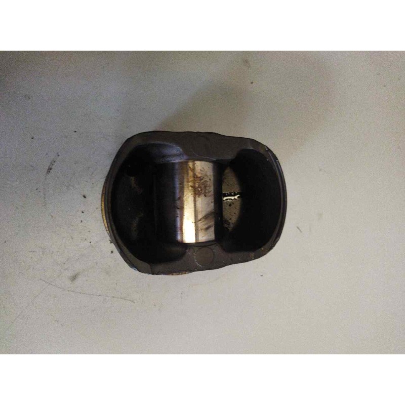 Recambio de piston para daf serie xf105.510 fsa 4x2 super-space-cab referencia OEM IAM 1747552 - Blanco 3