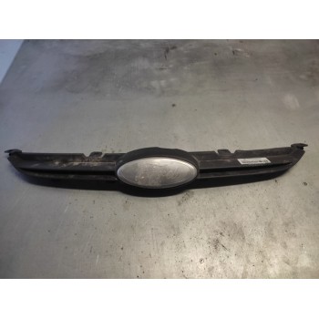 EMBLEMA 8A618200BC 