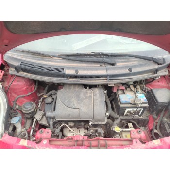 toyota yaris del año 2011