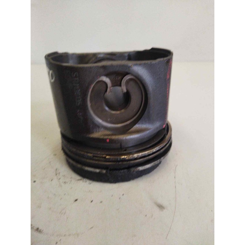 Recambio de piston para daf serie xf105.510 fsa 4x2 super-space-cab referencia OEM IAM 1747552 - Blanco 4