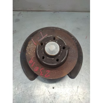 Recambio de buje trasero izquierdo para opel vivaro 1.9 cdti cat (f9q-760 / l08) referencia OEM IAM   