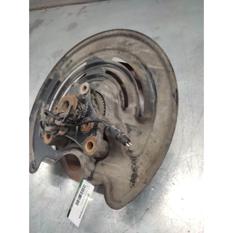 Recambio de buje trasero izquierdo para opel vivaro 1.9 cdti cat (f9q-760 / l08) referencia OEM IAM - Blanco 2