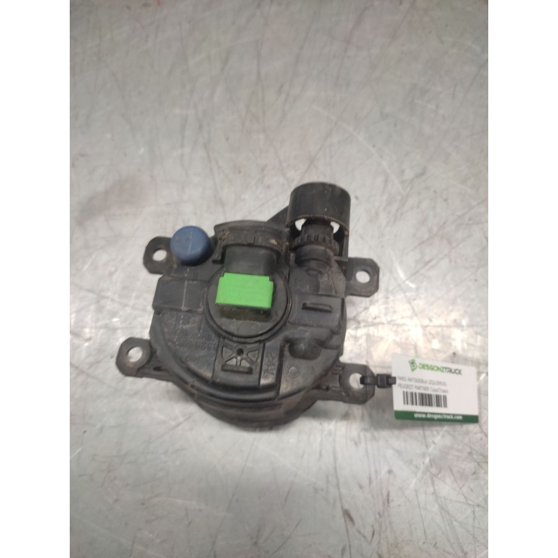 Recambio de faro antiniebla izquierdo para peugeot partner caja/chasis 1.6 hdi referencia OEM IAM  2 PINS 2