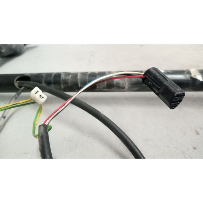 Recambio de brazo retrovisor izquierdo para renault midlum fg 180.08/b e2 cabina para dormir referencia OEM IAM - Blanco 3